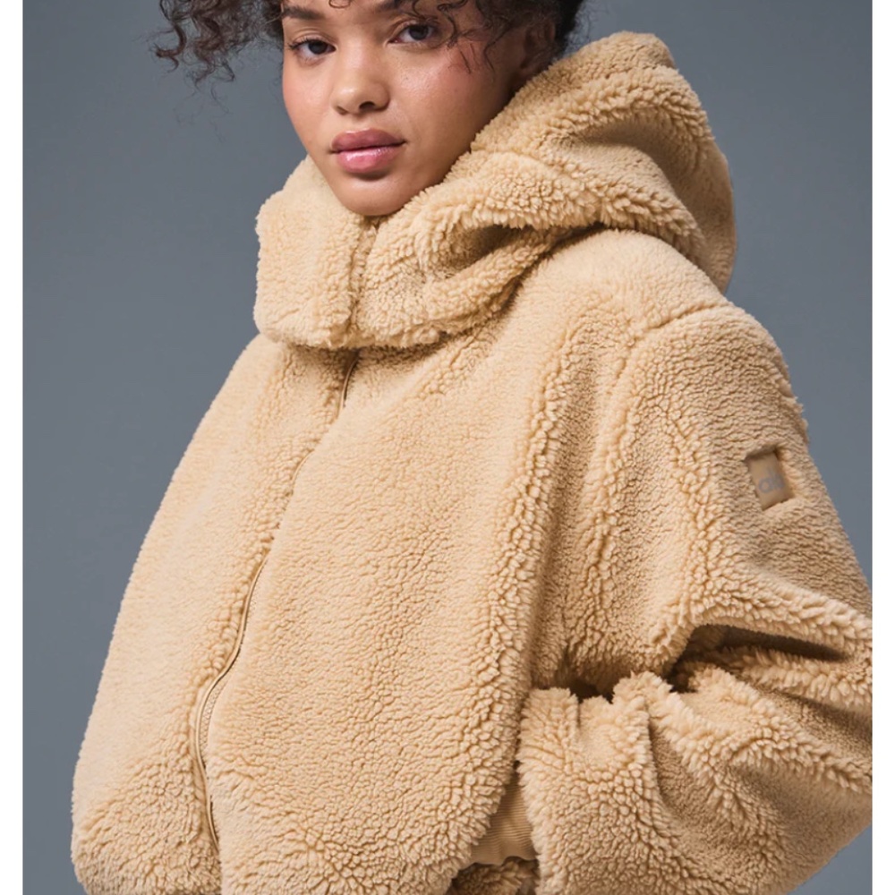Alo Foxy Sherpa Jacket